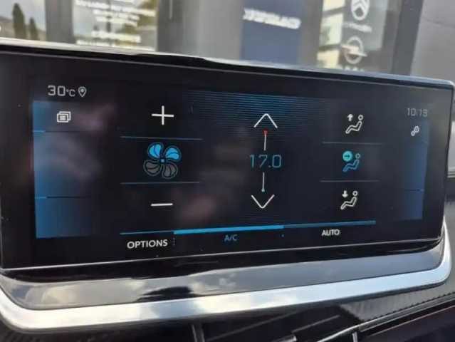 Peugeot 208 ii puretech 130 s&amp;s eat8 gt line — photo 31