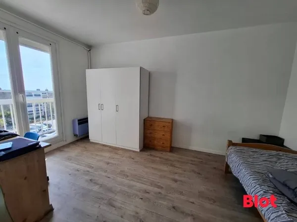 Appartement 6 pièces 103 m²