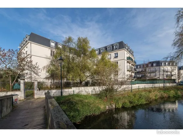 Colocation 3 Pièces, 64 m² · Corbeil-Essonnes 91100 · Quartier Chantemerle