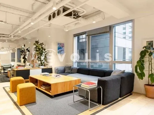 Bureaux 820 m²