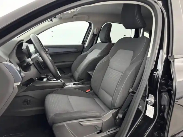 Renault Arkana mild hybrid 140 edc fap - 22 — photo 9