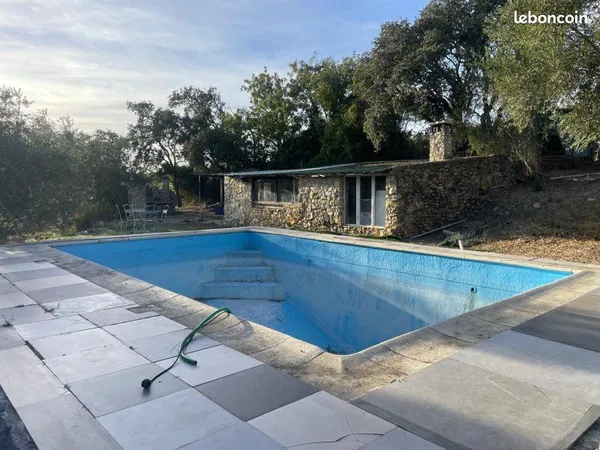 Terrain Vente Marguerittes 3000m² 160000€