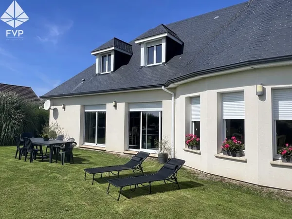 A vendre SENNEVILLE sur FECAMP Habitation plain pied T8 ter