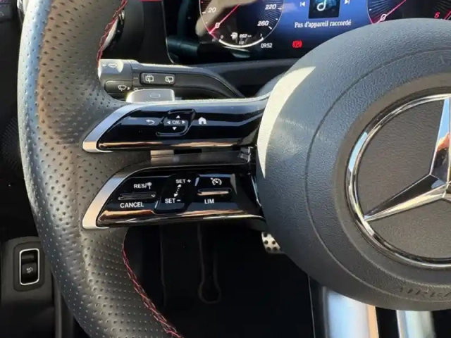 Mercedes Cla 200 d shooting brake amg l — photo 15