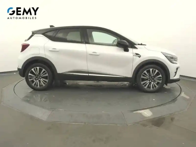 Renault Captur e-tech plug-in 160 — photo 4