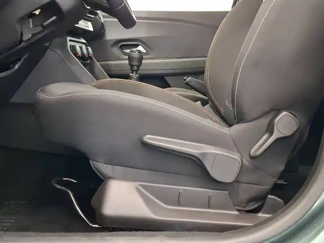 Dacia Sandero eco-g 100 gsr2 — photo 28