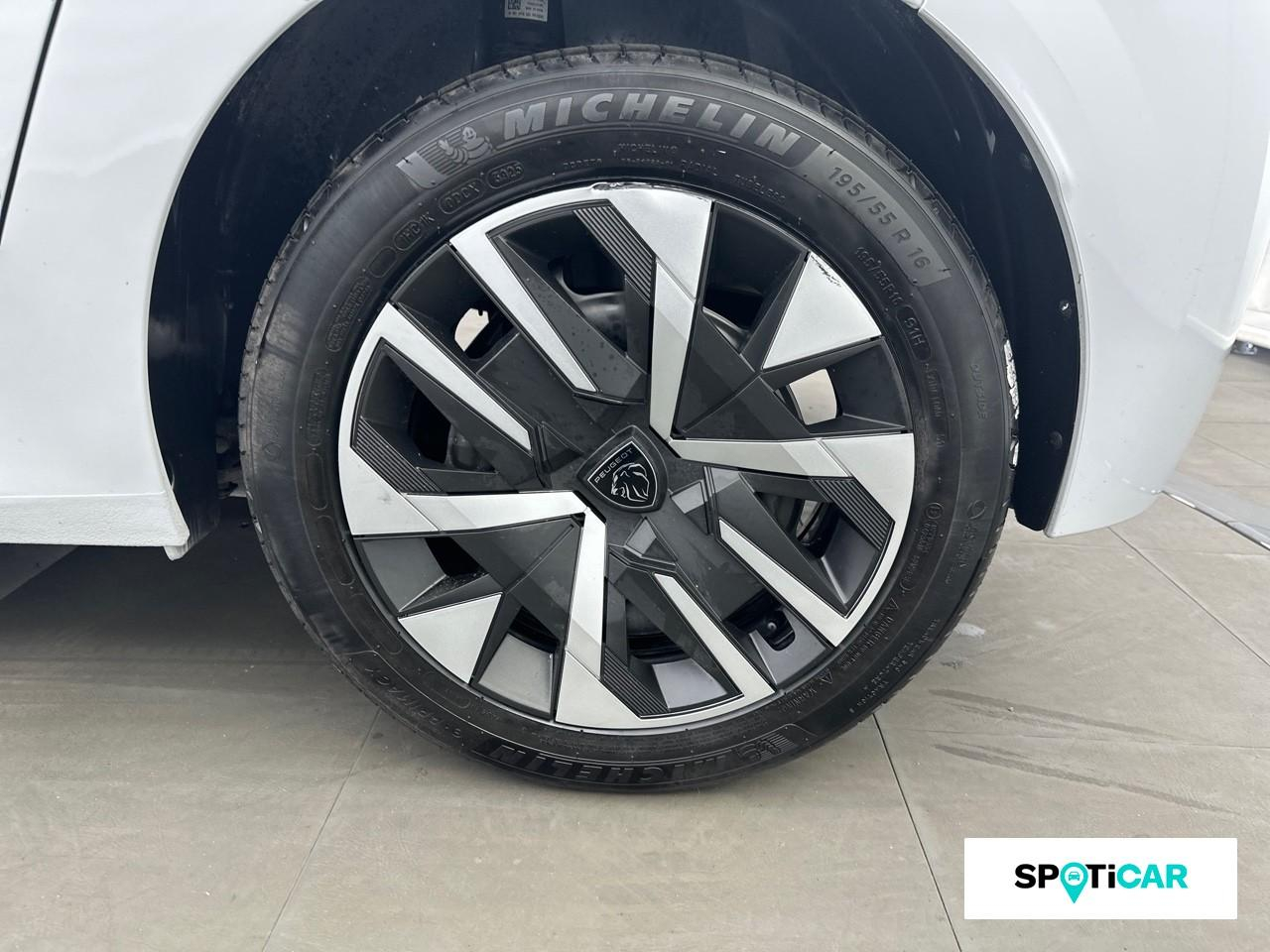Peugeot 208 1.2 100ch s&s style — photo 11