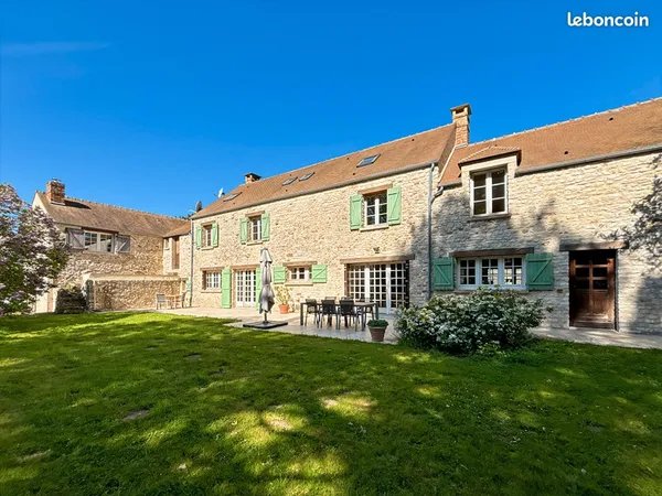 Propriété 11 pièces 380 m²