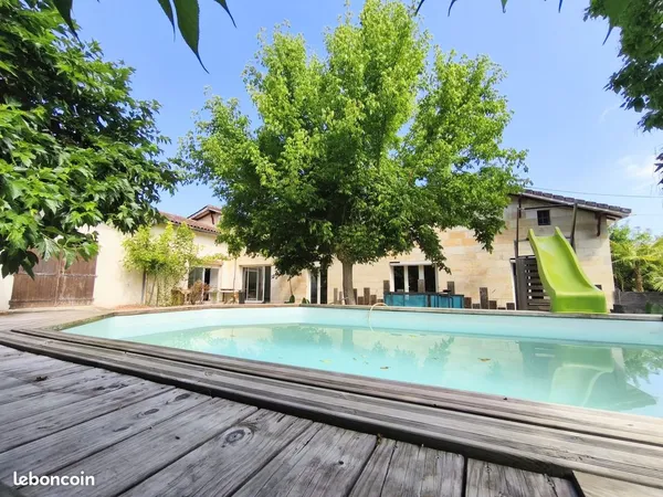 Propriété 9 pièces 250 m²