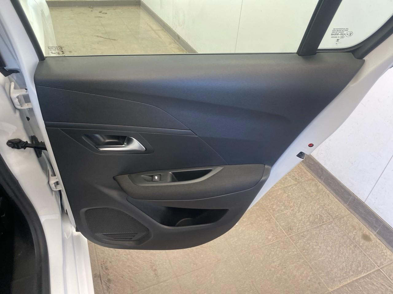 Peugeot 208 puretech 100 s&s bvm6 active — photo 23