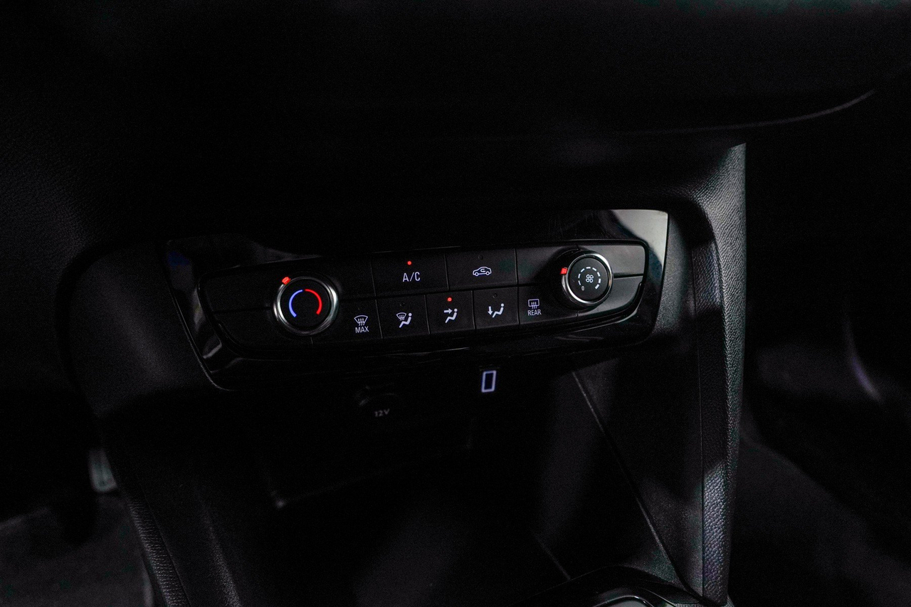 Opel Corsa — photo 25