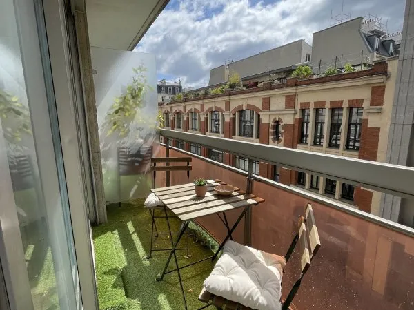 Loue appartement 30m² meublé avec balcon Paris 9ème
