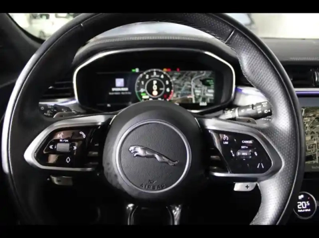 Jaguar F-Pace p400e plug-in-hybrid r-dynamic se bva8 awd — photo 36