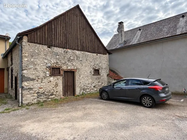 Grange 2 pièces 164 m²
