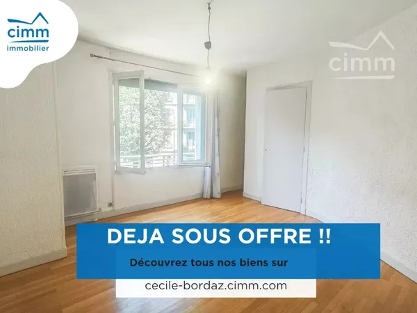 Grand studio 40 m² - cuisine séparée