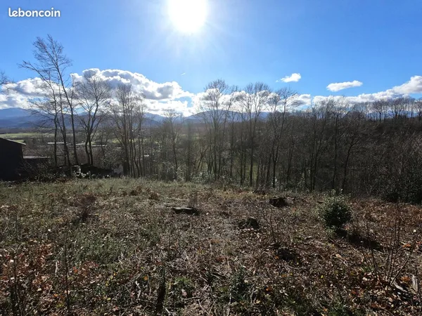 Terrain constructible vue Pyrénées avec Permis Construire