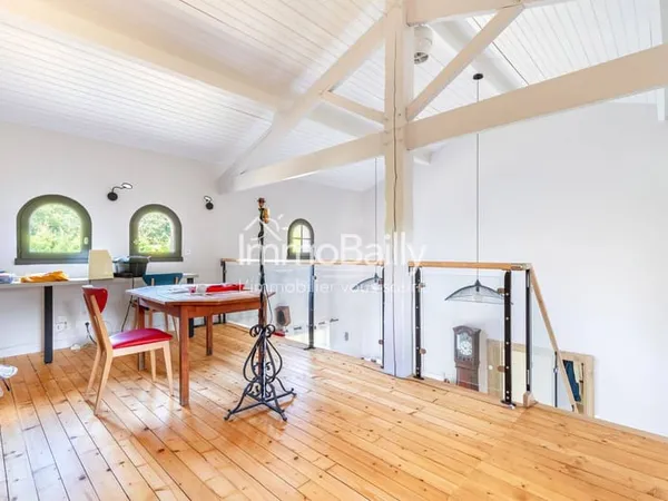 Maison 7 pièces 208 m²