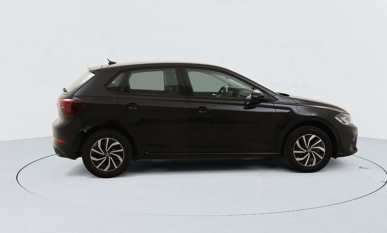 Volkswagen Polo — photo 6