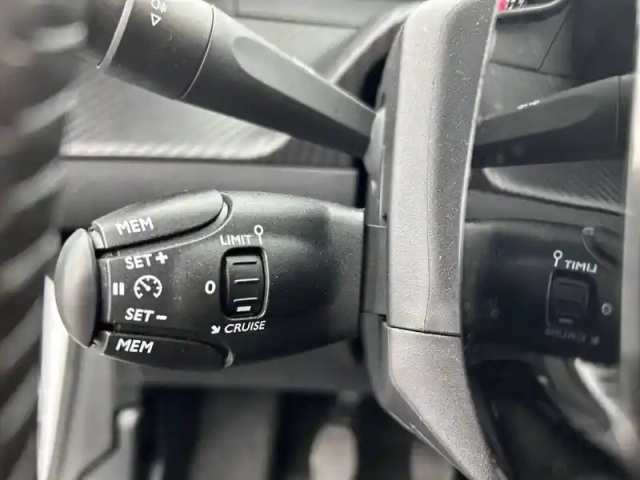 Peugeot 208 puretech 75 s&amp;s bvm5 — photo 60