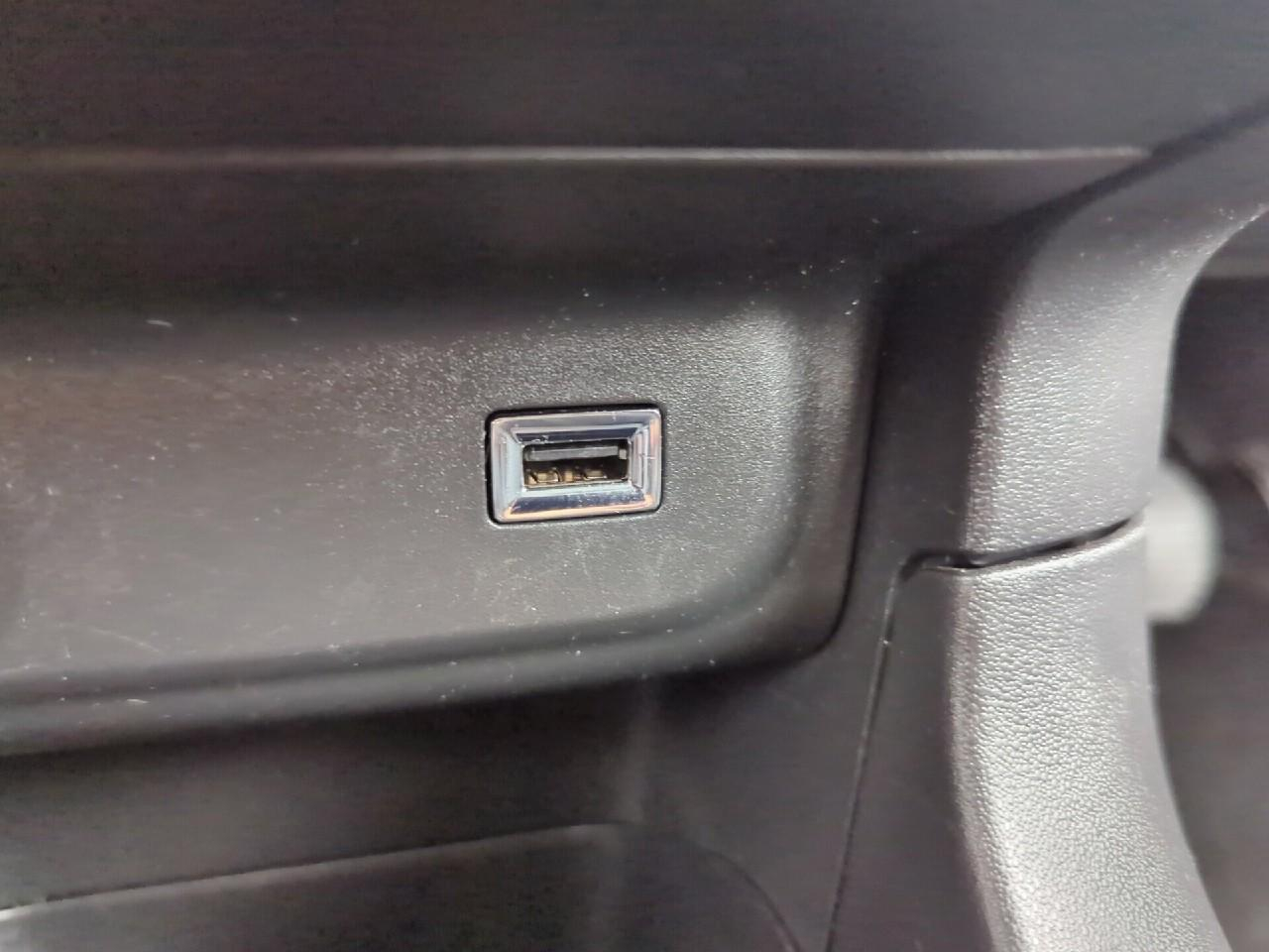 Citroën C3 bluehdi 100 bvm6 you — photo 24