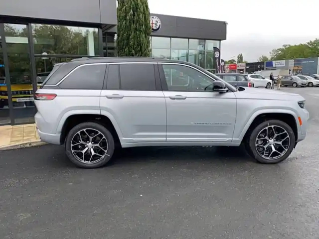 Jeep Grand Cherokee 4xe 2.0 turbo t4 380 ch phev 4x4 bva8 — photo 12