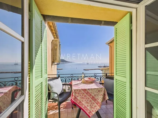 Superbe 2 pièces avec balcon et vue mer panoramique - Menton Vieille Ville