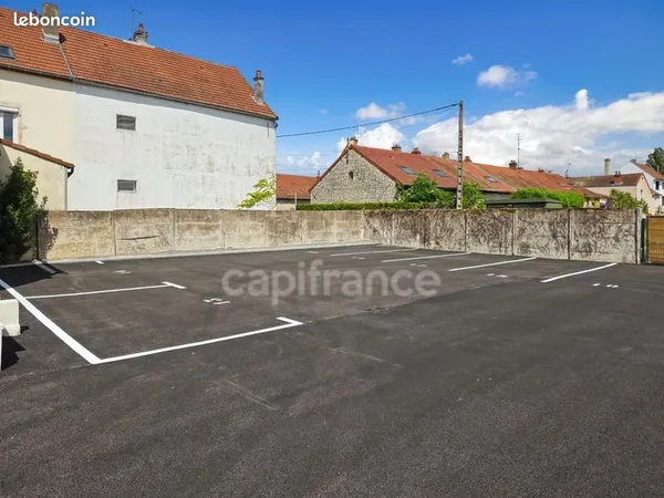 Parking 15 m² Chalon Sur Saone