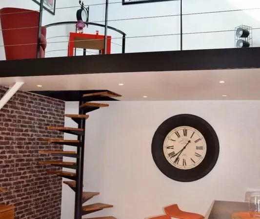 Appartement duplex meublé de 87 m² - Charme, volumes et luminosité