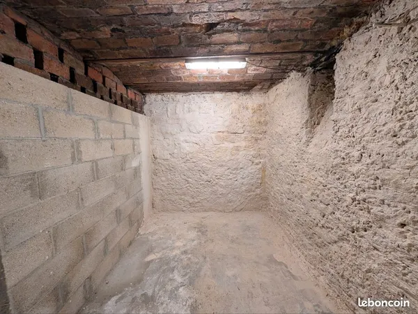 Location cave paris 9e
