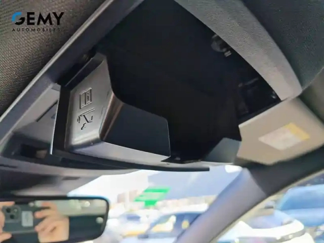 Peugeot 3008 hybrid 145 e-dcs6 — photo 61