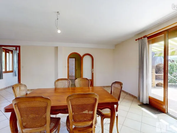 Maison 6 pièces 134 m²