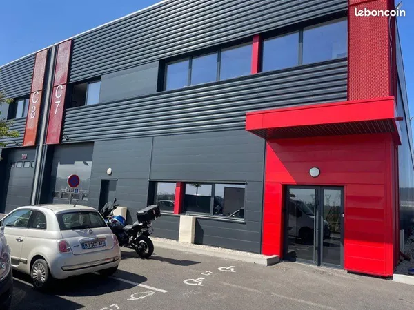 À LOUER - Garage automobile clé en main de 400 m² avec banc de puissance Rotronic Easy Scan 4