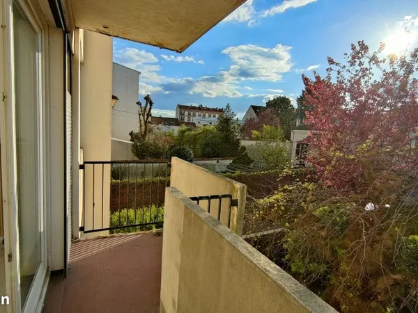 Location appartement studio Neuilly plaisance