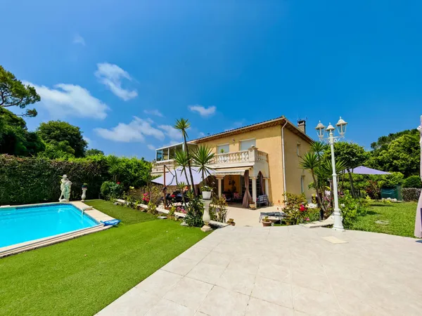 Maison 6 pièces 131 m²