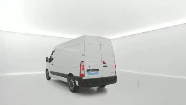 Renault Master fgn trac f3500 l2h2 blue dci 135 — photo 12