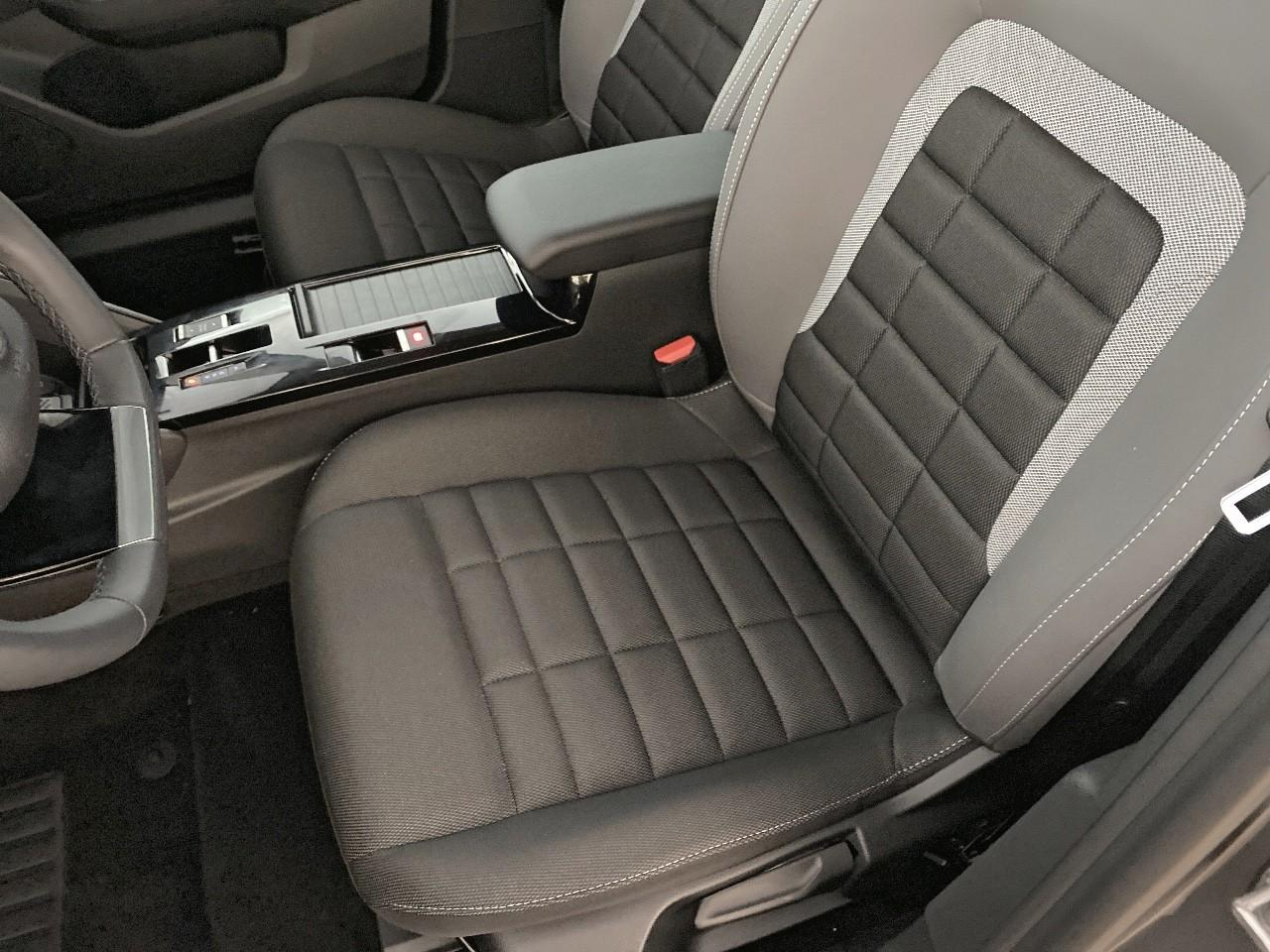 Citroën C4 hybride 145 ch e-dcs6 business — photo 9