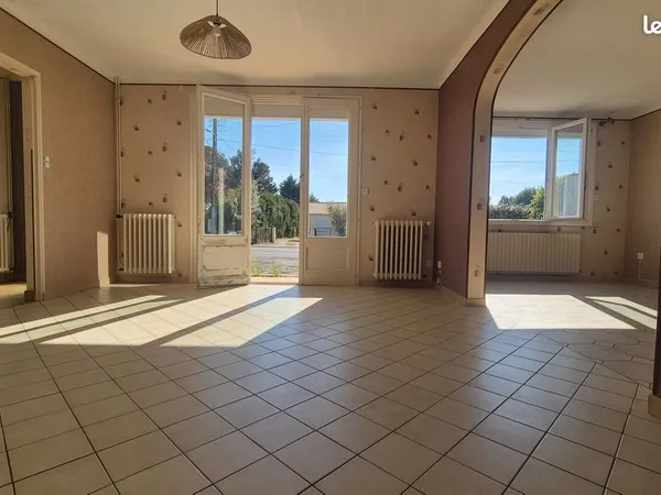 LA CHEVROLIERE (Bourg) Maison 5 pièces 105m² 3 Chambres - Terrain 493 m²