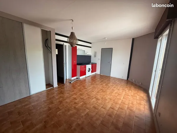 A louer grand studio au calme