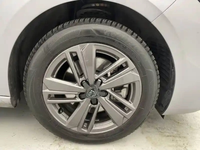 Peugeot 308 bluehdi 130ch s&amp;s eat8 — photo 18