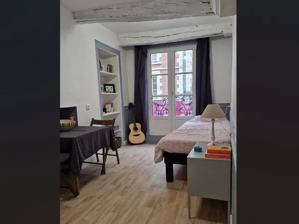 Studio 16M2 - refait à neuf - Rennes Centre