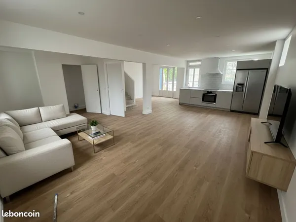 Maison 6 pièces 140 m²