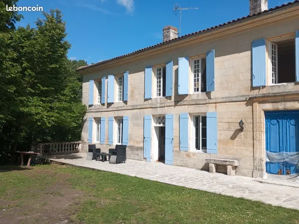 Charentaise de 280m2 avec Chambres d'hotes