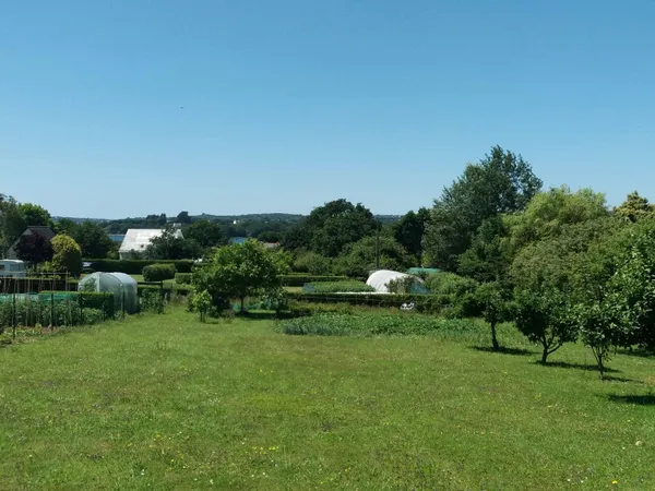 Terrain 562 m²