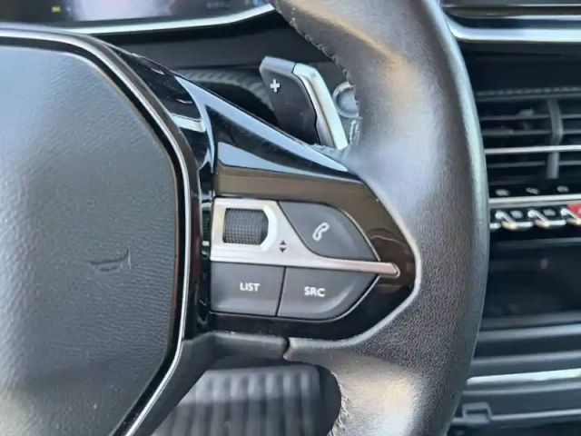 Peugeot 2008 puretech 130 s&amp;s eat8 — photo 28