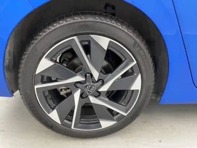 Peugeot 308 puretech 130ch s&amp;s eat8 — photo 19