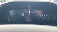 Peugeot 2008 1.2 Hybrid 145ch Allure e-DCS6 — photo 9