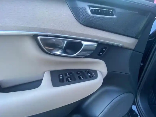 Volvo Xc90 t8 406ch ultra style dark geartronic 8 awd — photo 11
