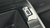 Peugeot 2008 1.2 PureTech 100ch S&S Active Pack — photo 18