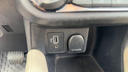 Nissan Micra 1.0 IG-T 100 Xtronic - Tekna – 2020 – 45004 km – Essence – Boîte Automatique — photo 16