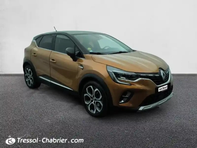 Renault Captur blue dci 115 edc intens — photo 23